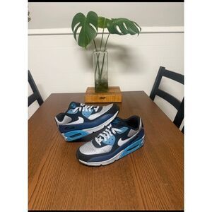 Nike Air Max 90 Essential in the "Squadron Blue/Wolf Grey-Black"